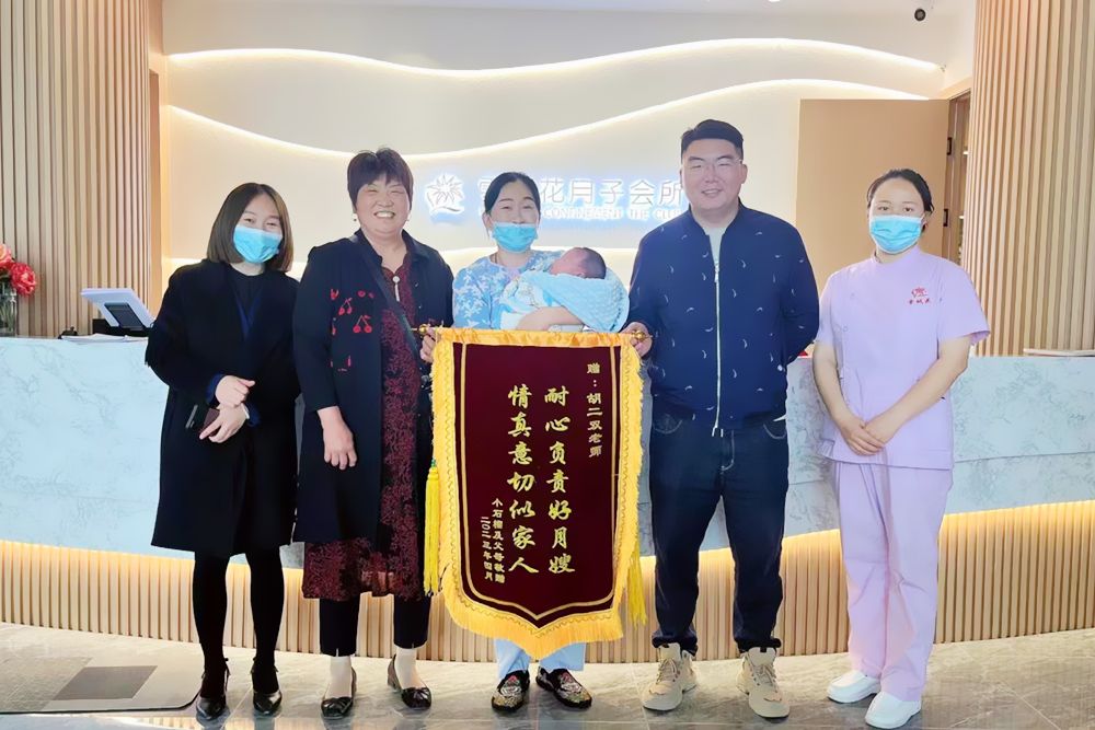 小石榴.jpg